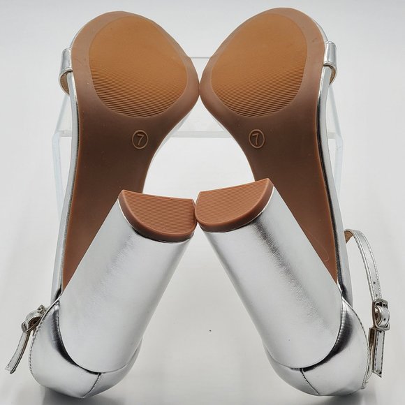 Lulu's Silver Ankle Strap Block Heels - Picture 11 of 16